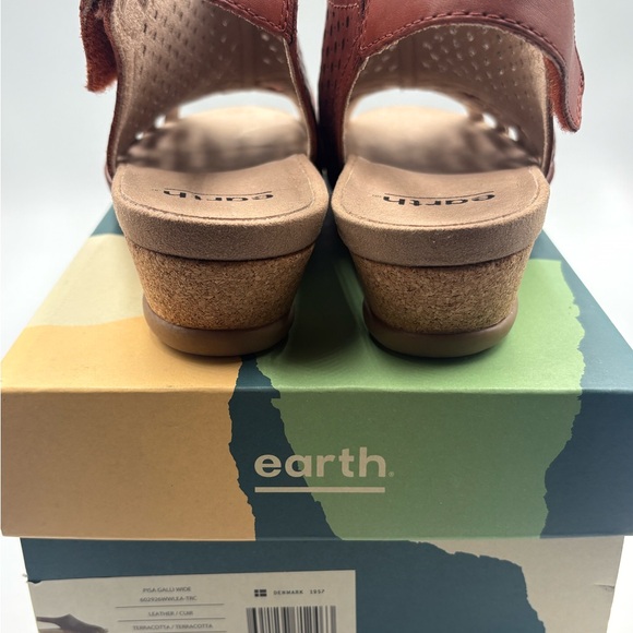 Earth Pisa Galli Terracotta Leather Wedge Sandals Slingback Women's 7W Wide - Picture 6 of 12